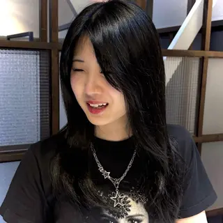 ロング Miyazaki Minoriのヘアスタイル