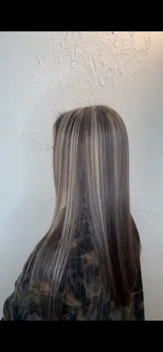 セミロング カラー コーンロウ／ブレイズ SYUのヘアスタイル