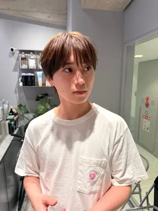 ショート カラー 新宿ケアブリーチ 稲垣颯太のヘアスタイル