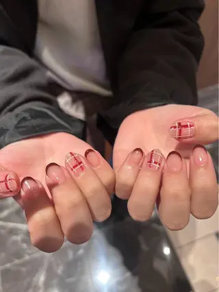 ネイル EmaNail天満橋店所属・EmaNail Risaのネイルデザイン