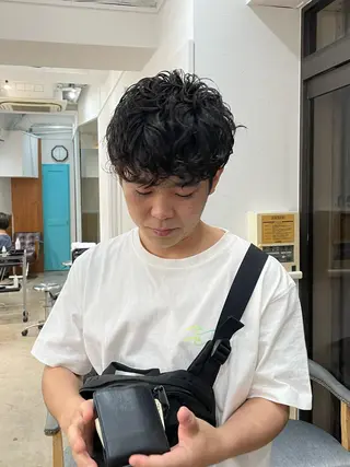 パーマ メンズ RIN／韓国ヘア レイヤーカットのヘアスタイル