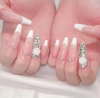 ネイル Lina所属・Lina Nail Salonのネイルデザイン