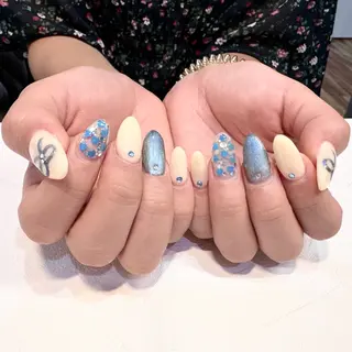 ネイル RIEKO🍒 ワンホン♡推しネイルのネイルデザイン