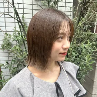ミディアム カラー ショート・ボブ/ 髪質改善カラーのヘアスタイル