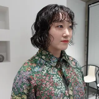ショート パーマ ヘアアレンジ 🌐サトウ リョウ🌐のヘアスタイル
