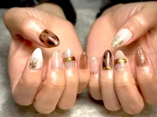 ネイル La vie mi nailニュアンスのネイルデザイン