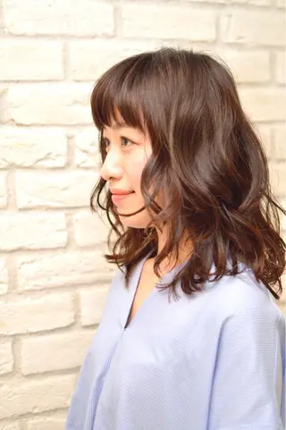 ミディアム カラー 清水 有実子のヘアスタイル