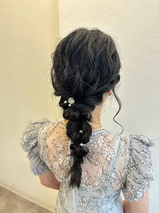 セミロング ヘアアレンジ 縮毛矯正×髪質改善 カラー×クロスパーマのヘアスタイル