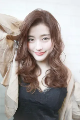 セミロング カラー パーマ ヘアアレンジ メンズ キッズ ネイル マツエク・マツパ premier modelsのヘアスタイル