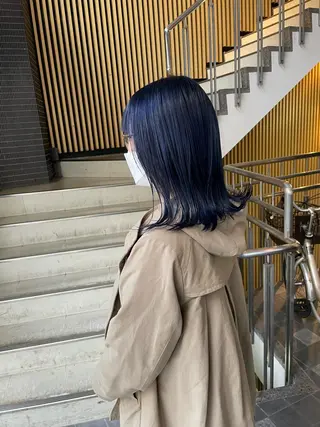 ミディアム ブリーチ　BAM BIのヘアスタイル