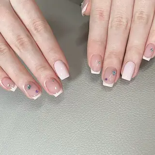 ネイル マギー ネイル🦋のネイルデザイン