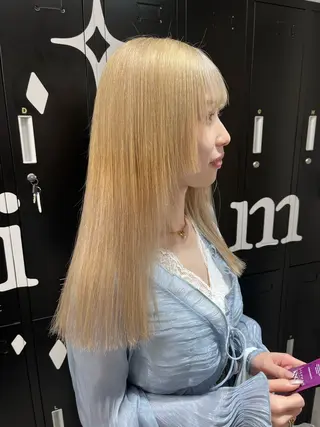 セミロング カラー ピンク🎀ブロンド 💎ハイトーン/大和のヘアスタイル