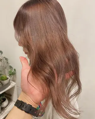 セミロング カラー VEGA天神 ブリーチのヘアスタイル