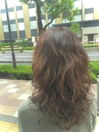 ミディアム パーマ SUR所属・斉藤 saitoのヘアスタイル