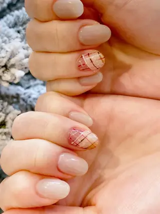 ネイル ネイル ティアラのネイルデザイン