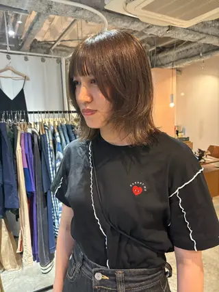 ミディアム カラー Hayashi Shioriのヘアスタイル