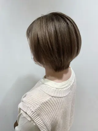 ショート カラー 🐺ウルフ/レイヤー 似合わせ‎🤍沙羅のヘアスタイル