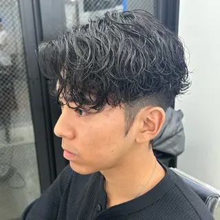 パーマ メンズ 安達 脩人のヘアスタイル