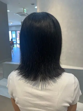 ミディアム 関 琴美のヘアスタイル