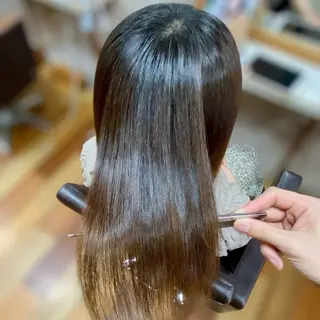 セミロング YELLOW CORN 金沢文庫所属・【金沢文庫4分】髪質 改善/縮毛矯正アラタのヘアスタイル