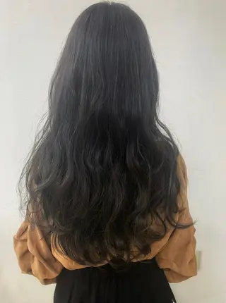 ロング カラー ヘアアレンジ Noah所属・折下 はるかのヘアスタイル