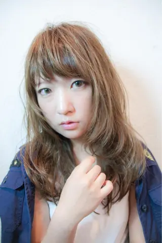 ミディアム カラー RESBORN所属・長岡 大偉のヘアスタイル