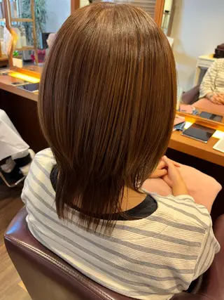 ミディアム サイトウ ナツキのヘアスタイル