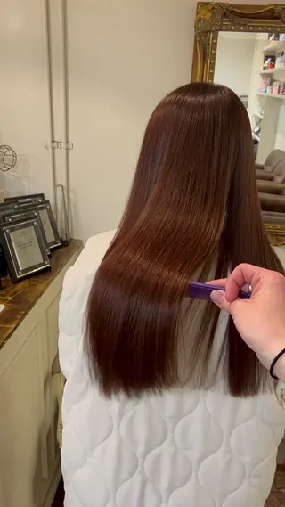 ロング カラー オカベ ショウマのヘアスタイル