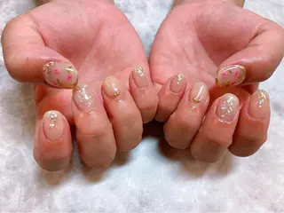 ネイル ネイルリボン 受付スタッフのマツエク・マツパデザイン