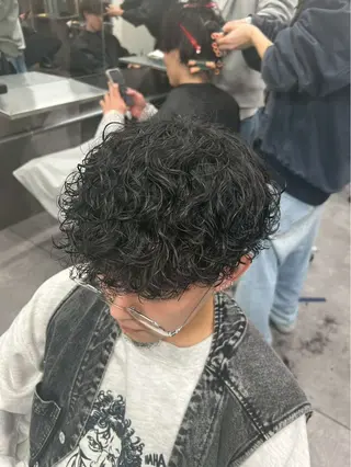 パーマ メンズ メンズ特化✨️ 韓国風パーマ🔥一八のヘアスタイル