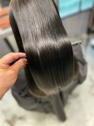 ロング メテオ取扱✨美髪 矯正✨HiroNYのヘアスタイル