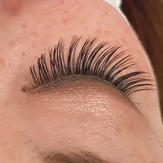 マツエク・マツパ アイデザイナー 塩澤のマツエク・マツパデザイン