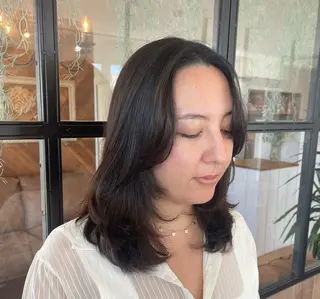 LA BELLA所属・LA BELLA マリナのヘアスタイル