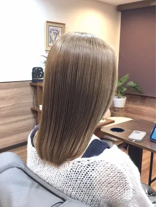 ミディアム Annon プライベートサロンのヘアスタイル