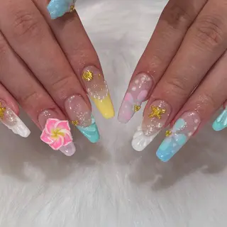 ネイル 👽個性派ネイル🎀 komachiのヘアスタイル