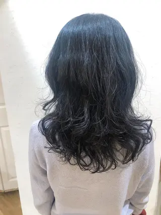 ミディアム カラー パーマ ヘアアレンジ ネイル マツエク・マツパ Londideal 高橋ヒロシのヘアスタイル