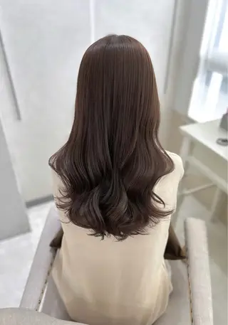 セミロング 髪質改善× ブリーチなしyutoのヘアスタイル