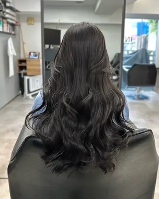 ロング カラー INTRO.by Fi-Ne所属・韓国ヘア 店長NEGIのヘアスタイル
