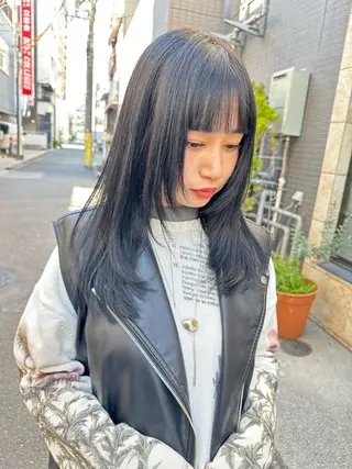 ロング issa academyのヘアスタイル