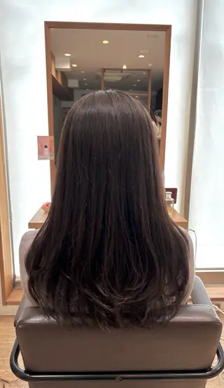 ロング 山口 恋のヘアスタイル