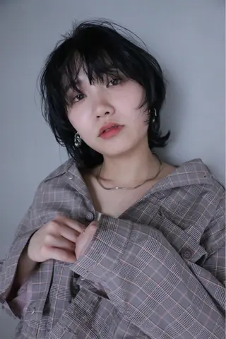 ショート カラー パーマ SALOWIN梅田茶屋町店所属・ウルフレイヤーカット /チヒロのヘアスタイル