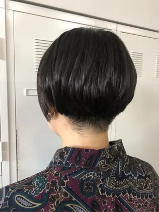 ショート クロスパーマ× 透明感カラー✂︎のヘアスタイル