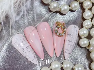 ネイル ネイルサロンAiri 長さ出し·シンプルのネイルデザイン