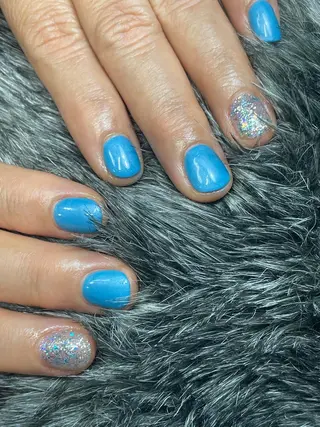 カラー ネイル Chérinail 爪のお手入れのネイルデザイン