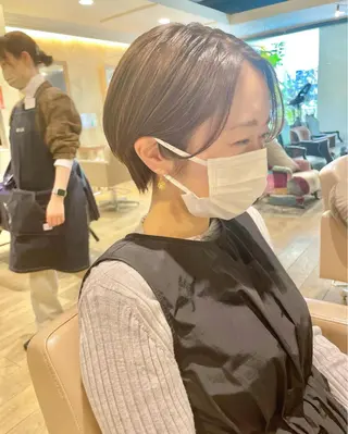 ショート ショート ボブ 梅田 木戸健人のヘアスタイル