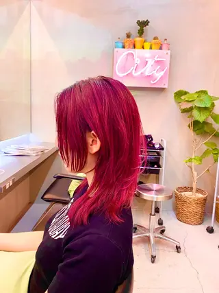 ミディアム カラー 透明感・ハイトーン・ 艶カラー/若林のヘアスタイル