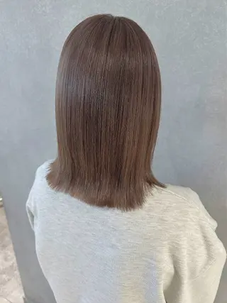 ミディアム カラー 唐澤 千尋のヘアスタイル