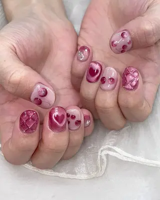 ネイル 五十嵐 美智のネイルデザイン