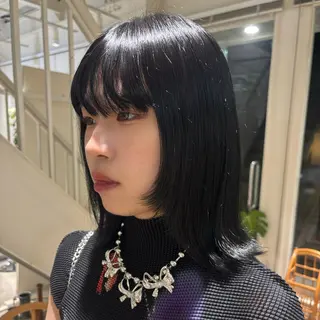 ミディアム カラー 林 咲弥那のヘアスタイル