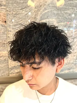 ショート パーマ メンズ ヒロ銀座新橋店所属・ヒロ銀座　さかうえ ひかる💈のヘアスタイル